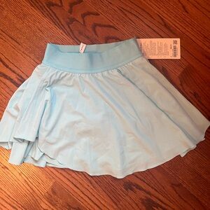 Light blue Lululemon tennis/golf skirt #balletskirt
New!